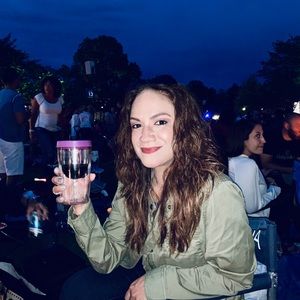 Meet your Posher, Lily